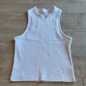 Oak + Fort White Ribbed Tank Top Size Large Fits Small/Medium